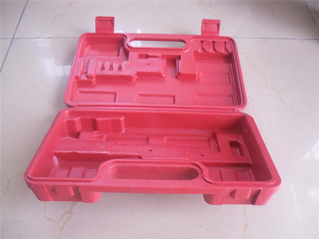 吹塑加工_吹塑制品設(shè)備使用前要注意什么？